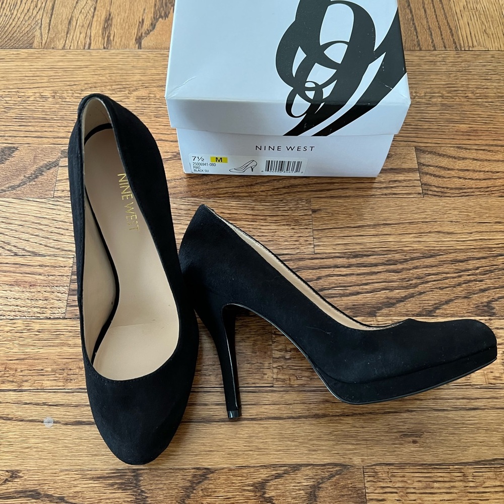 NIB Nine West women’s PIAO black Suede high heels sz 7.5